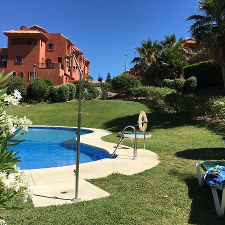 Luxury 2-Bedrooms & Bathrooms Estepona Apartment Buitenkant foto