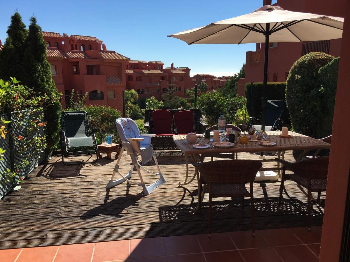 Luxury 2-Bedrooms & Bathrooms Estepona Apartment Buitenkant foto