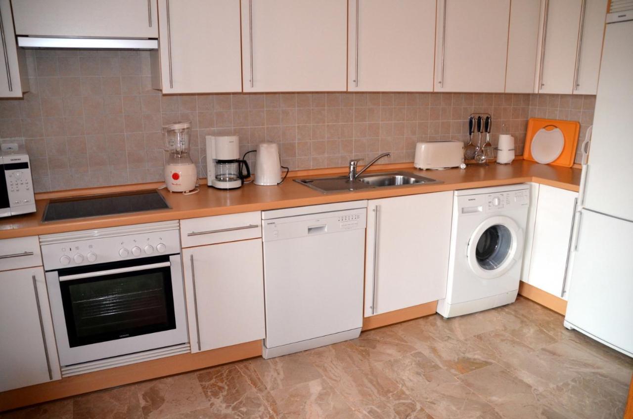 Luxury 2-Bedrooms & Bathrooms Estepona Apartment Buitenkant foto